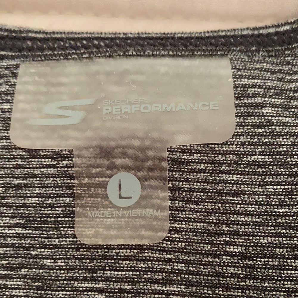 Skechers Workout Top - Picture 2 of 4
